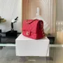 Light Silver Metal Bag Size: 17cm Ident No.: 01115