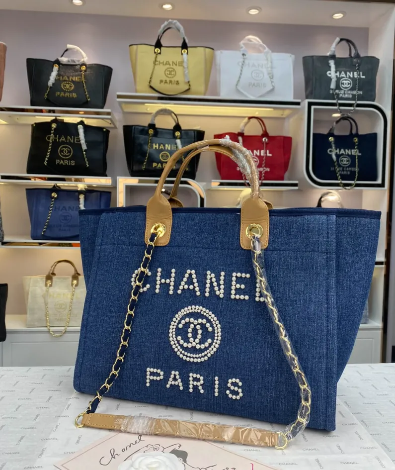 Chanel Size: 38*30*21cm Style: 8824