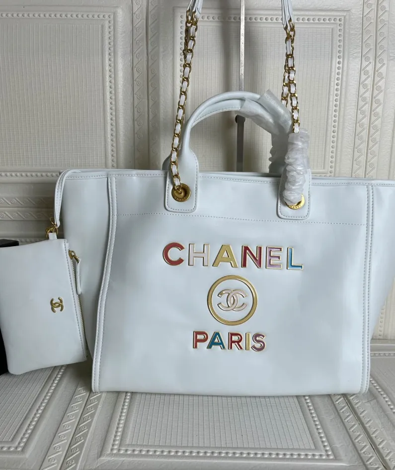 Chanel tote crossbody bag