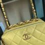 CHANEL Size: 22*10*15
