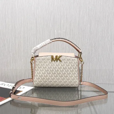 Mk Crossbody Tote Size: 21cmx9x14 Model: 340320300