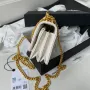 Lambskin Size: 11x15.5x4.5cm