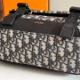 Explorer Handbag Size: 31 x 21 x 8 cm