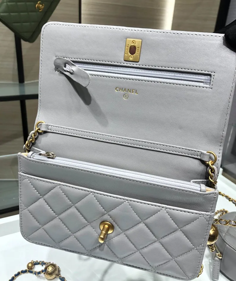 Metal Ball Underarm Bag Size 19 Model Number: AP1450Y8680