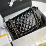 Chanel patent leather pouch size:25.5cm Ident No.: 1112