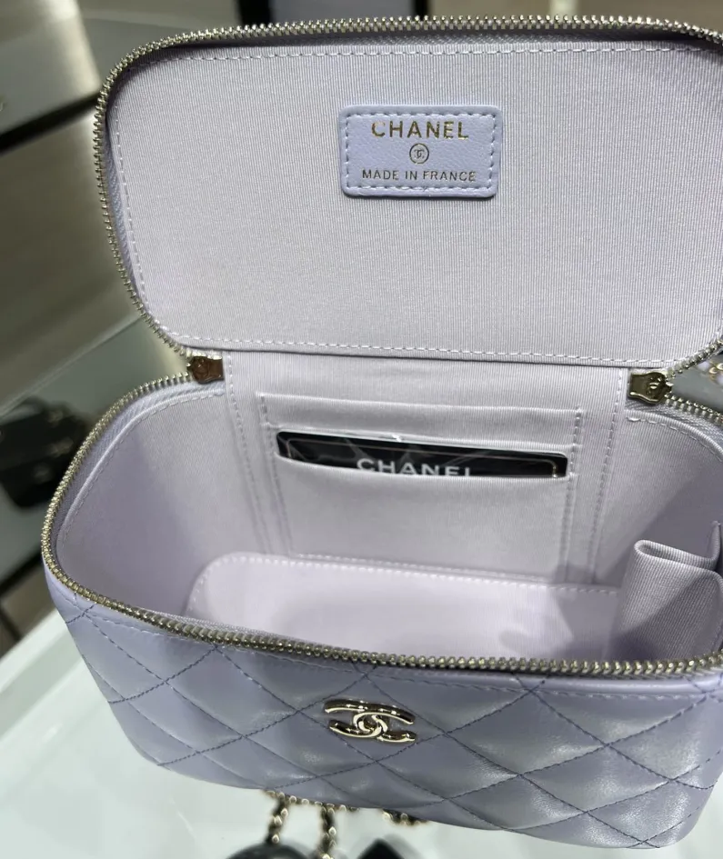 Hand Cosmetic Bag Model: AP2198 Size: 11*8.5*7cm