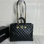 CHANEL palm pattern Size: 35*30*13 Style: 8007