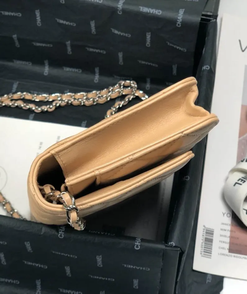 Lambskin Shoulder Chain Bag Style Number: 33814