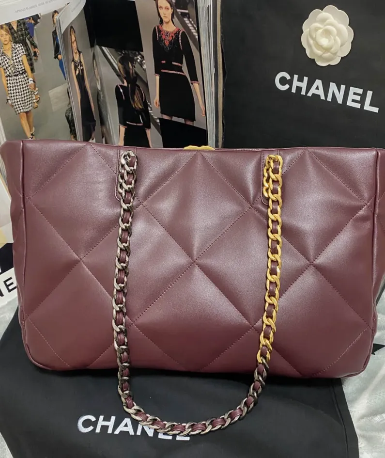 Chanel Style: AS3660 Size: 264010cm