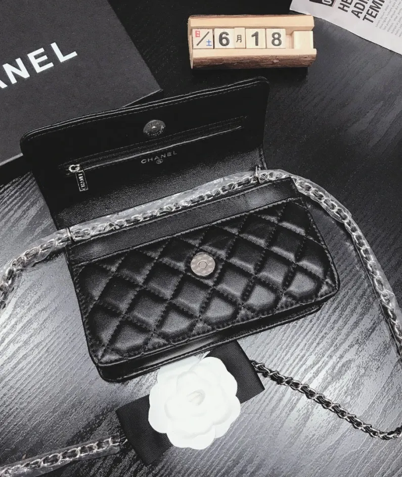 chanel sheepskin Size: 19/12/5