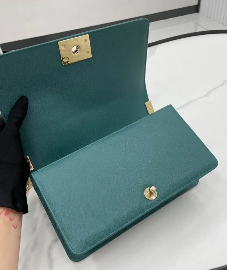 Diamond ball calfskin Size: 25cm