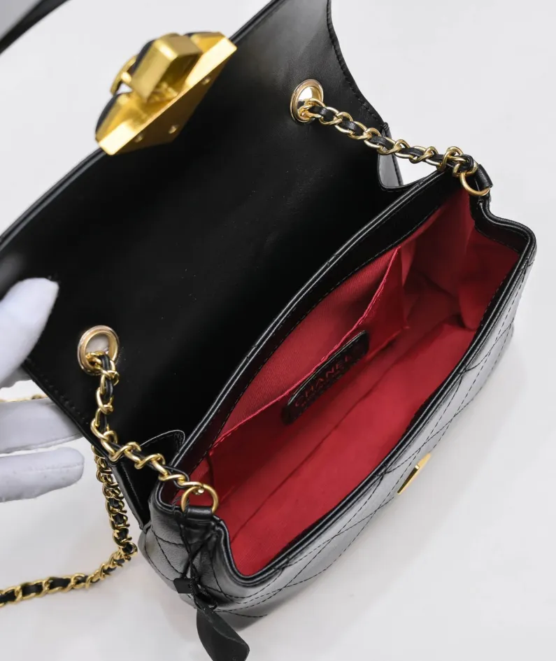 CHANEL retro bag size: 22*7.5*14cm