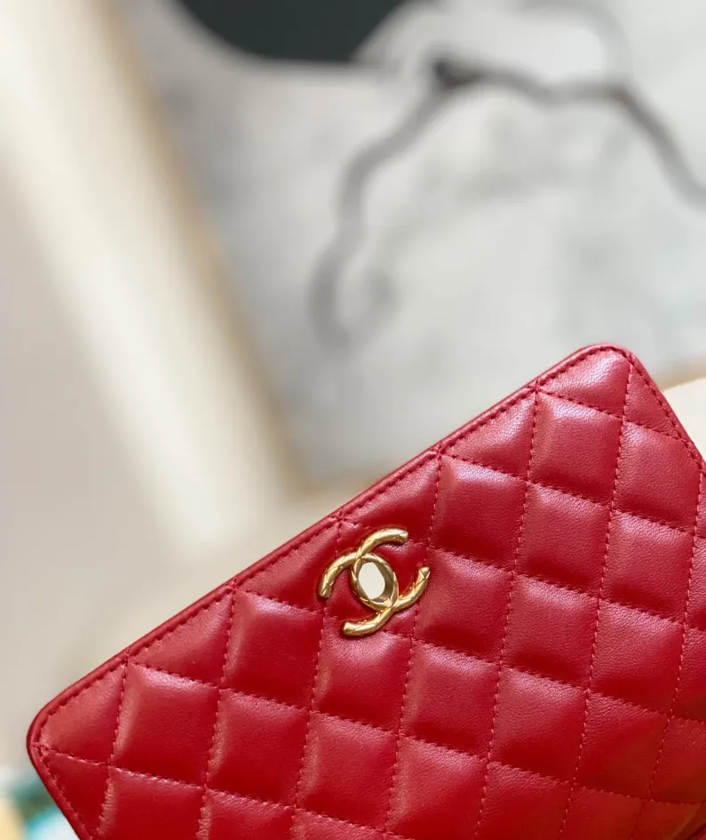 Chanel Stewardess Bag Model: 81225 Size: 19cm