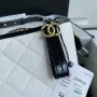 Chanel size: 28cm