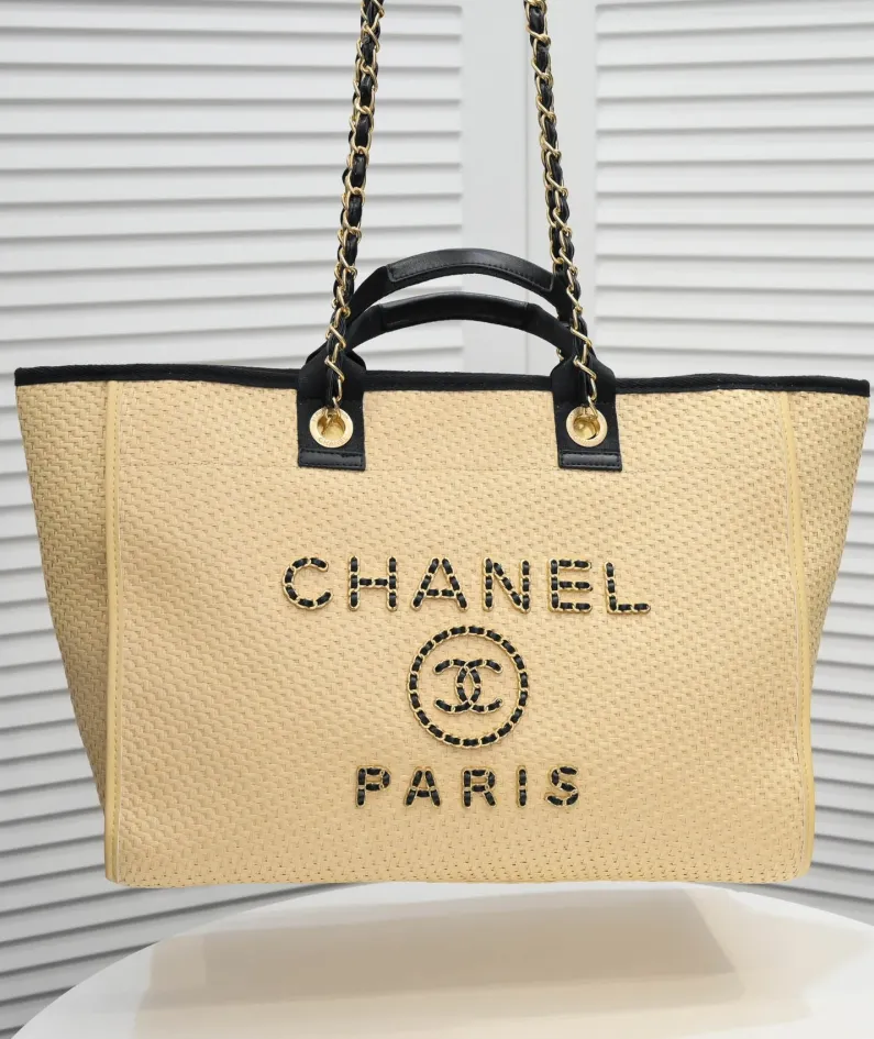 Chanel Size: 38*32*18cn Style: 9060