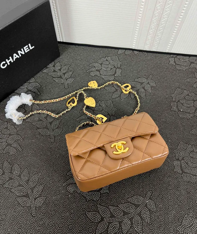 Chanel Size: 14*20*8cm Style: 729