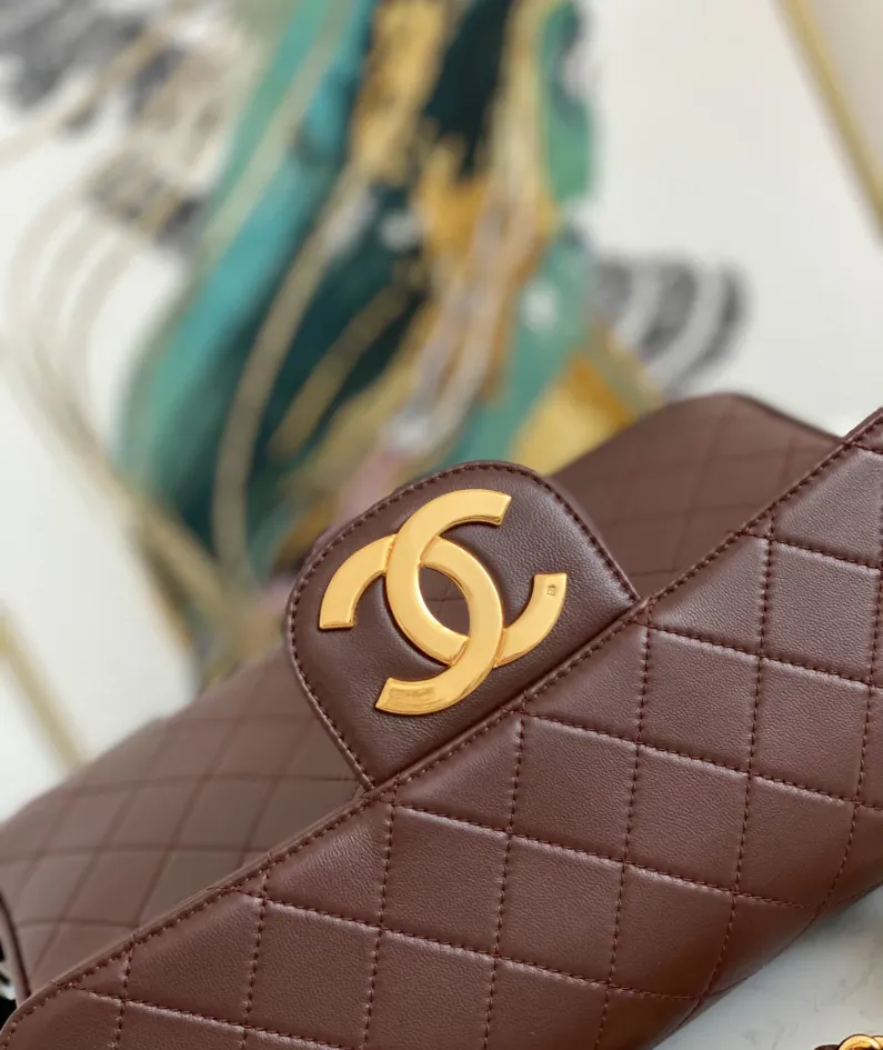 Chanel One Shoulder Crossbody Bag Size: L30.21.8cm