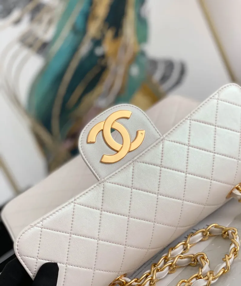 Chanel One Shoulder Crossbody Bag Size: L30.21.8cm