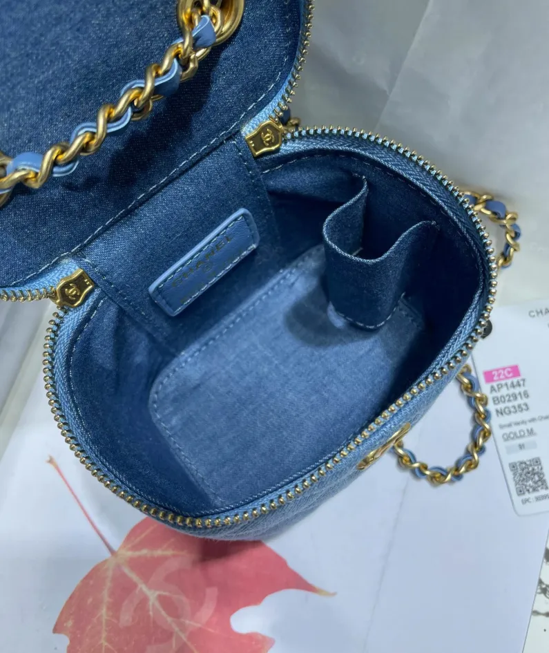 Cosmetic bag size 11*8.5*7