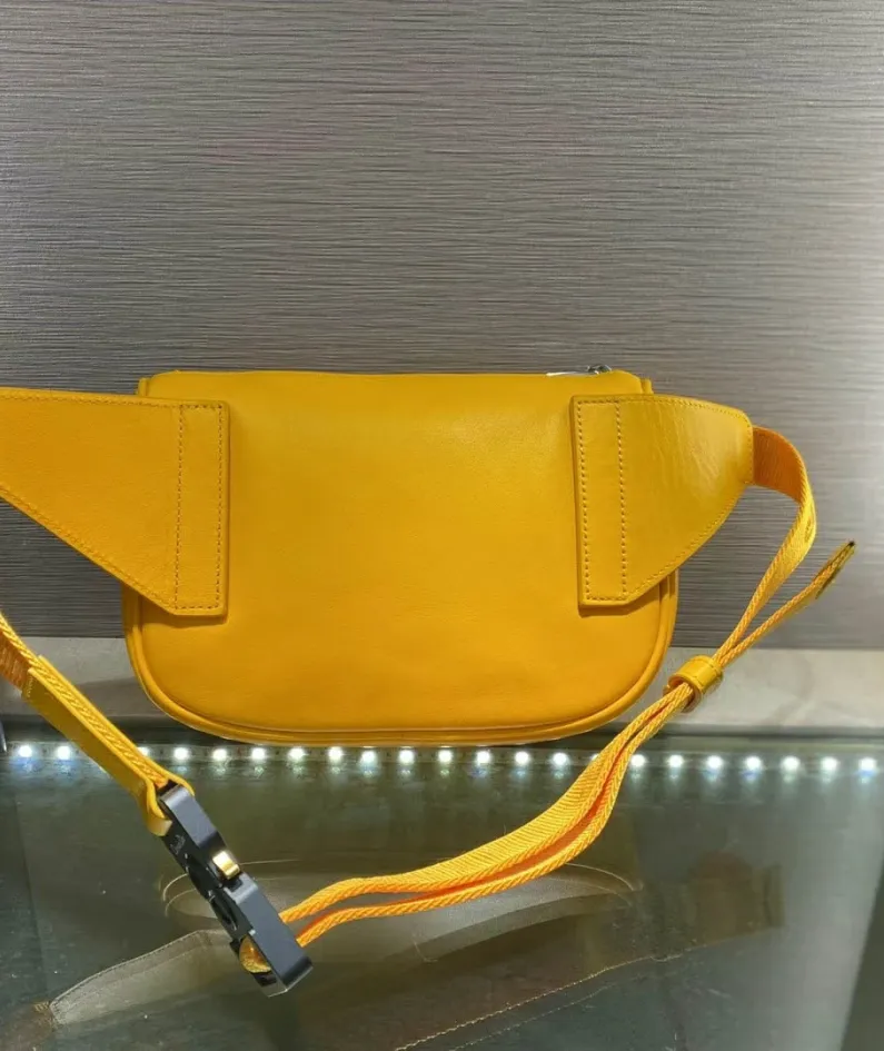 Size: 19x14x6cm