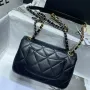 Gold leather rhombus bag Size: 11x19x8cm