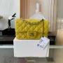 Light Silver Metal Bag Size: 20cm Ident No.: 01116