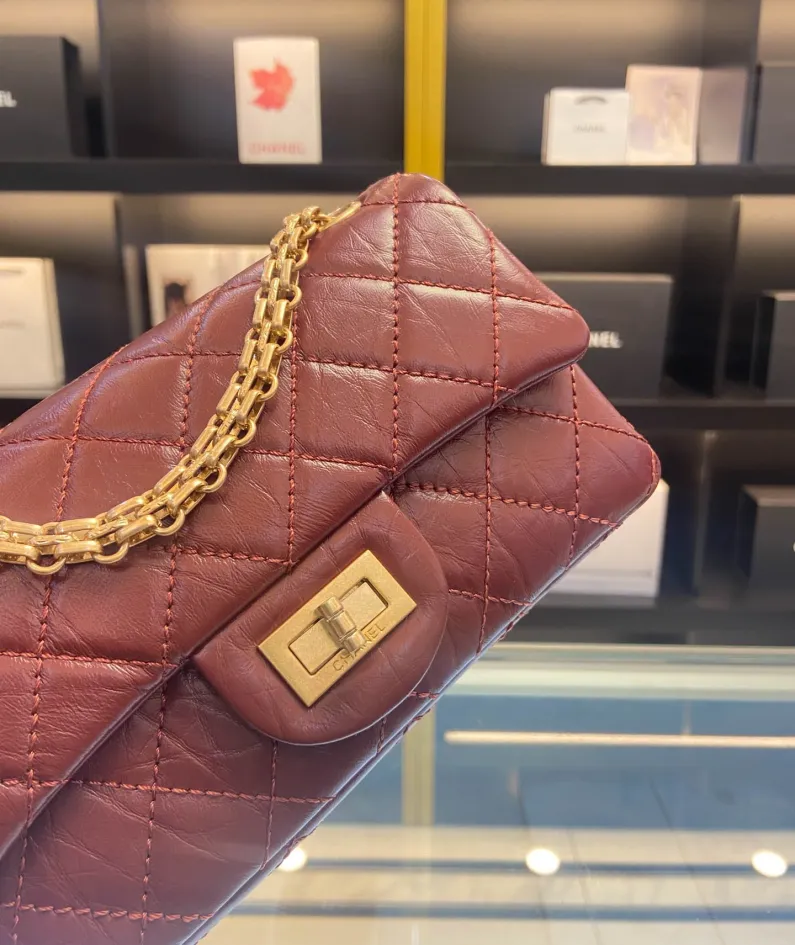 CHANEL square bag Size: 20cm