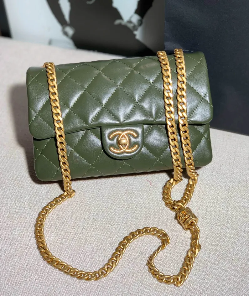 Dream Green Model: AS3393 Size: 14*22*8cm