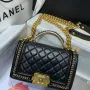 CHANEL wrist bag size: 20