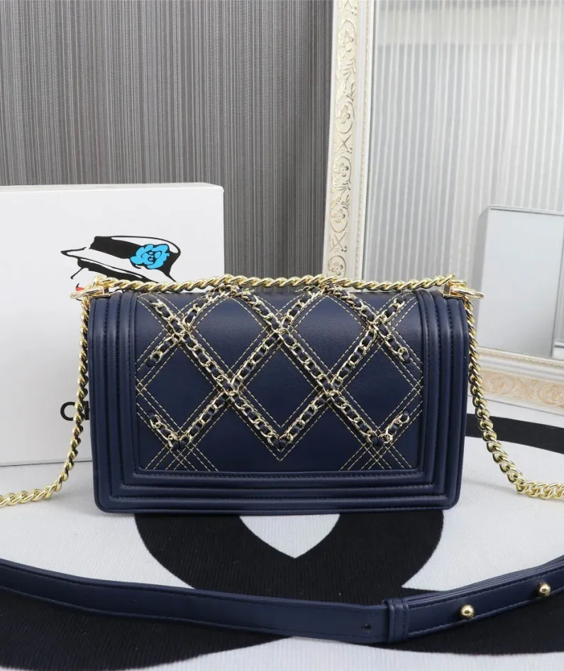 Goddess Bag, Size: 25Cm Model Number: 8047