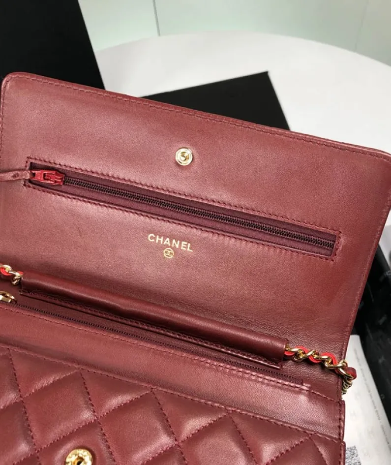 Lambskin Shoulder Chain Bag Style Number: 33814