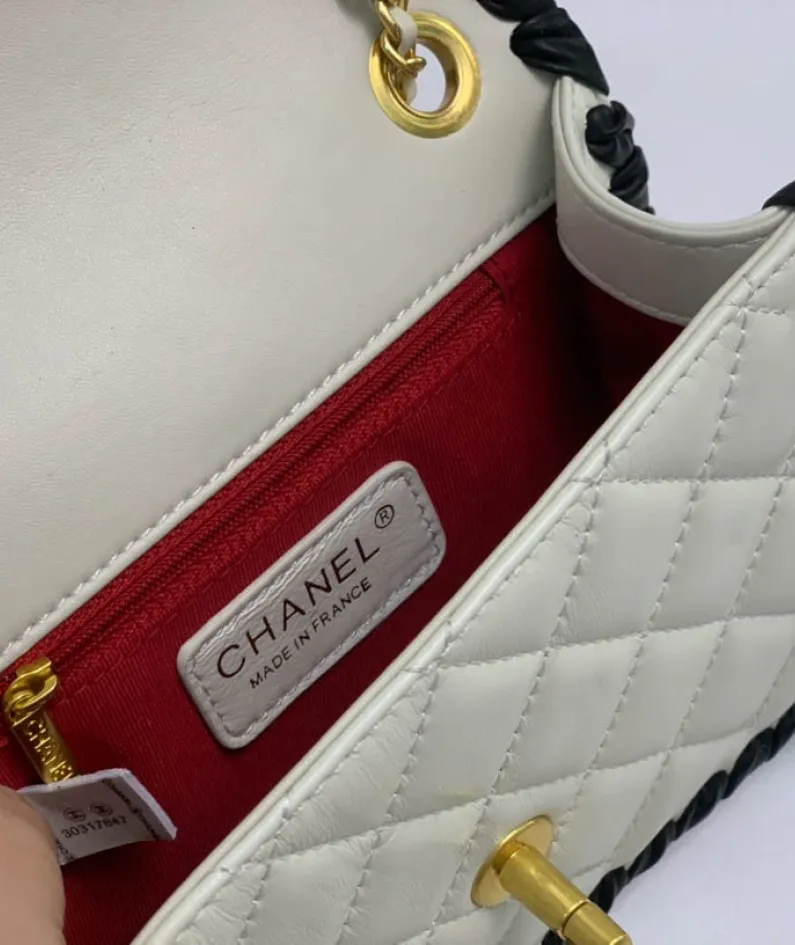 Lambskin Size: 19cm