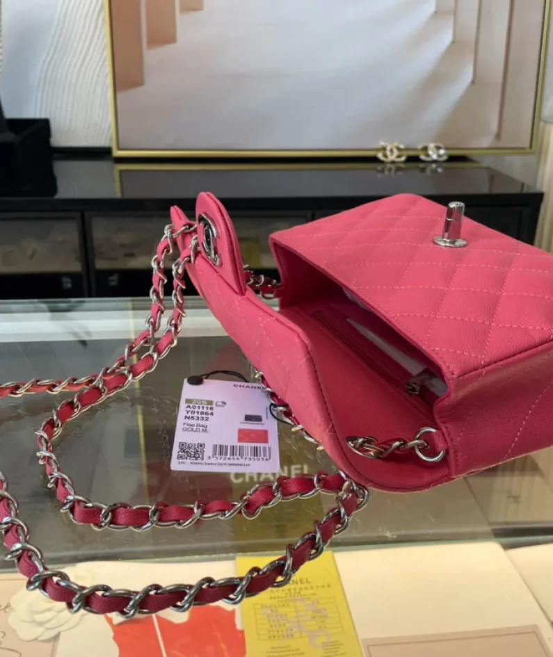 Light Silver Metal Bag Size: 20cm Ident No.: 01116