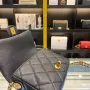 Chanel size: 21x14x6.5cm