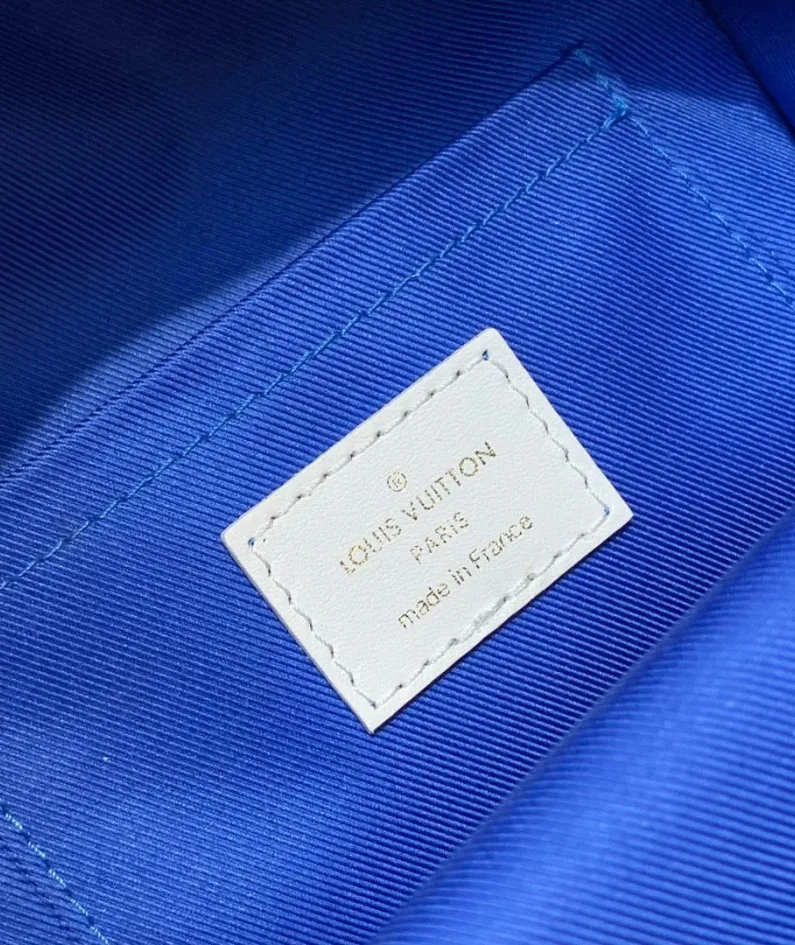 Model: M46207 LV Match Series Size: 17.0 x 22.0 x 10.0 cm