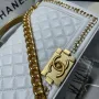 CHANEL Wrist Bag Model: 67086-1 Size: 25