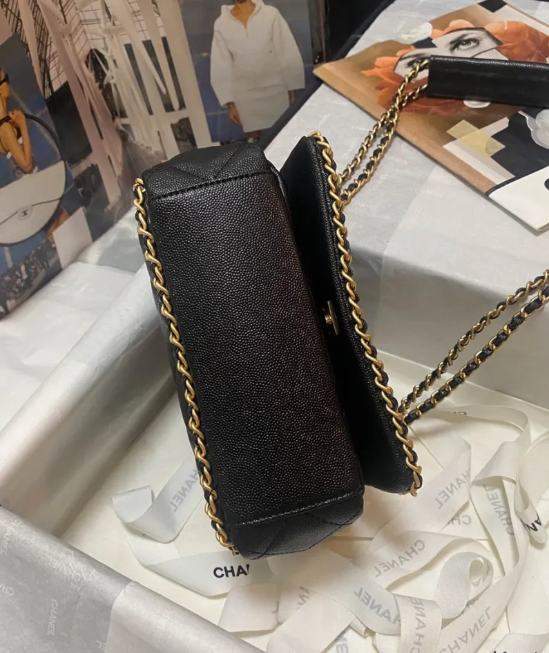 Lychee leather bag Model number: AS3468 Size: 21*15*7.5cm