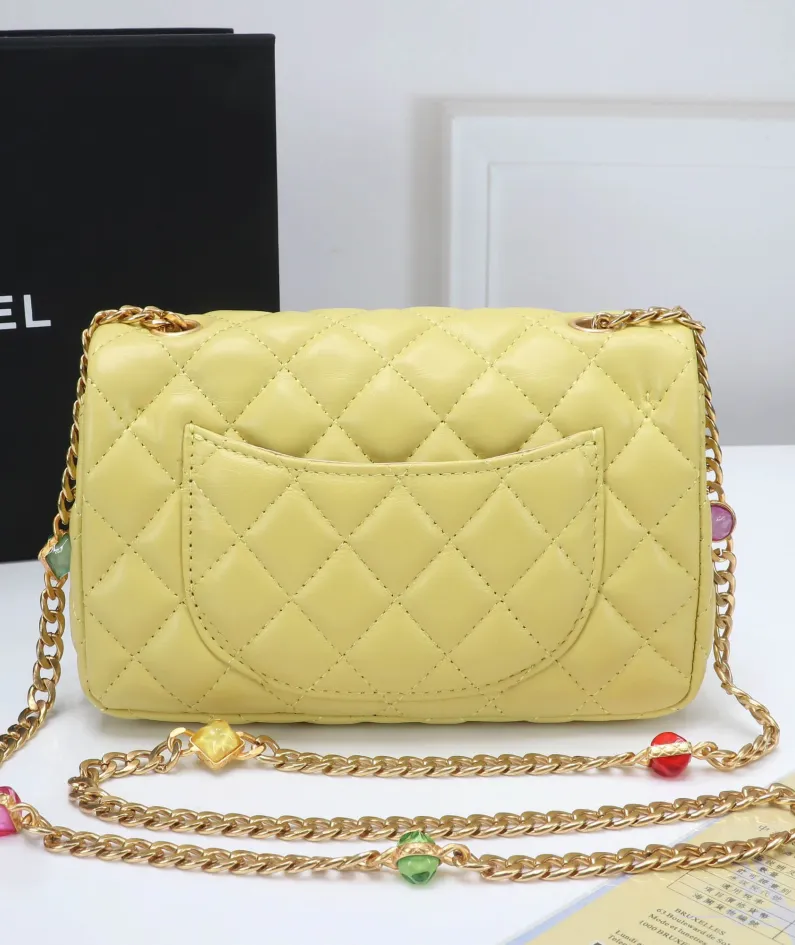 Chanel Size: 21*13*6 Style: 611