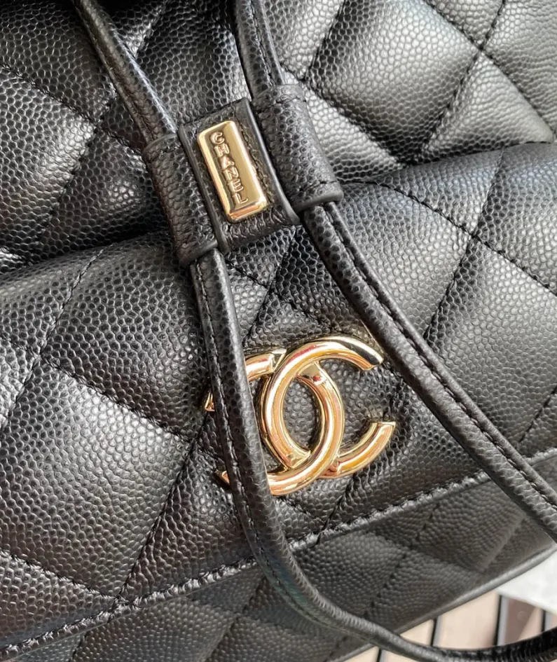 CHANEL Style: AS3508 Size: 38/28/14