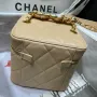 CHANEL Portable ️Crossbody Model: 2020SS ️Size: 16.5*16.5*15