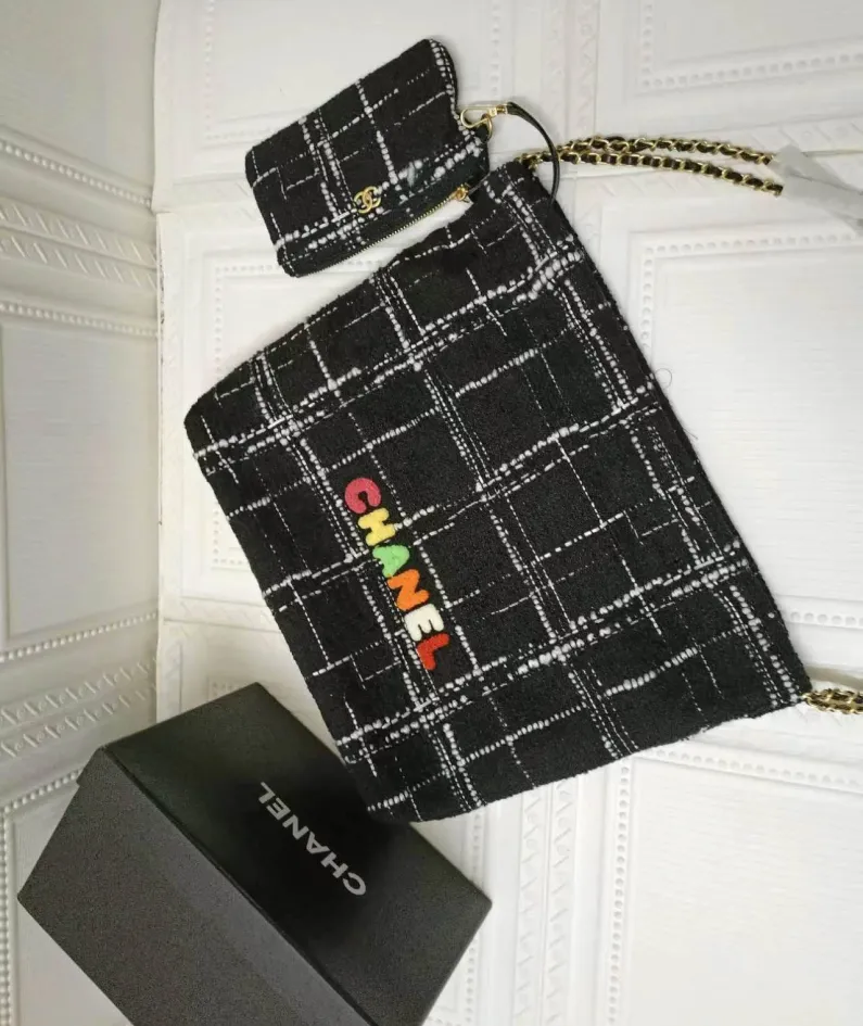 Flannel Size: 35x37x7cm Style: 910