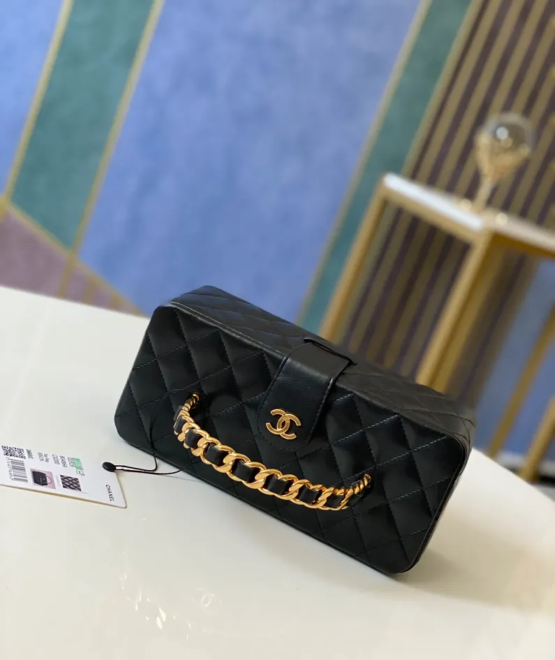 Cosmetic bag Size: 22 10 8.5cm Code: 01919 Sheep grams