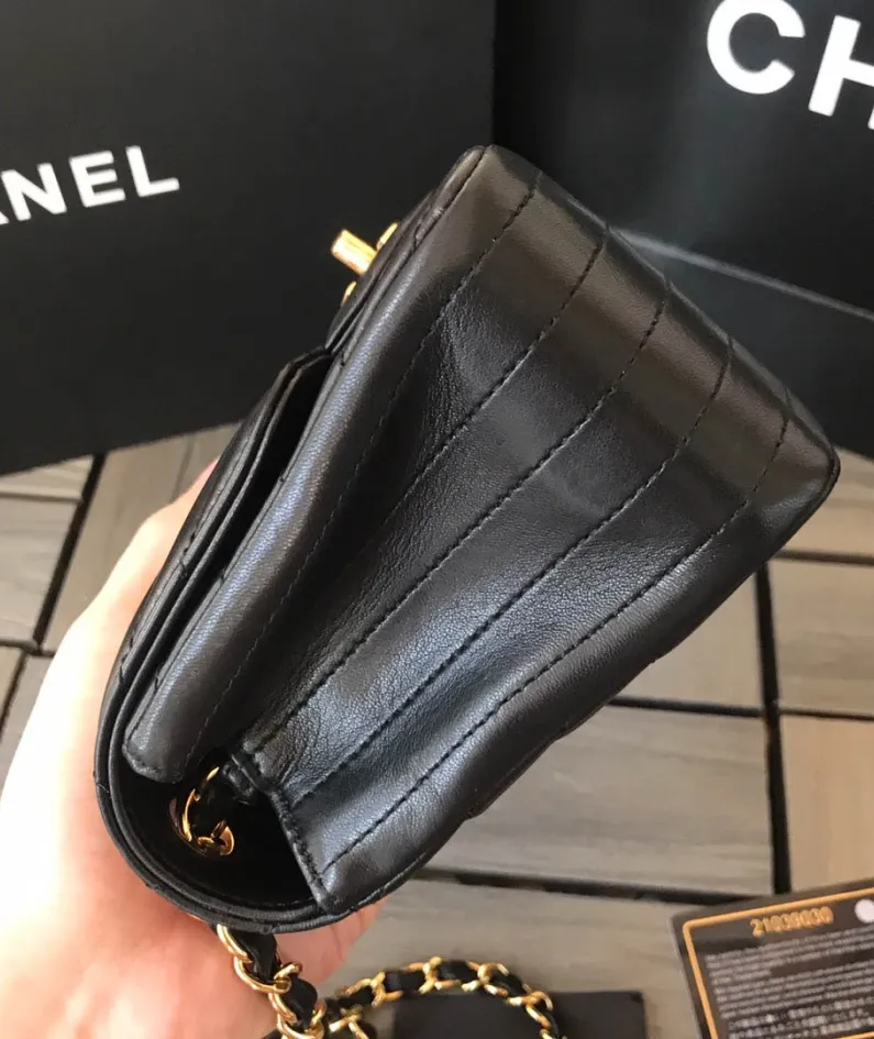 Lambskin Model: 1115