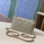 Lambskin Buckle with Light Gold Chain Size: 19cm Style Number: 81171