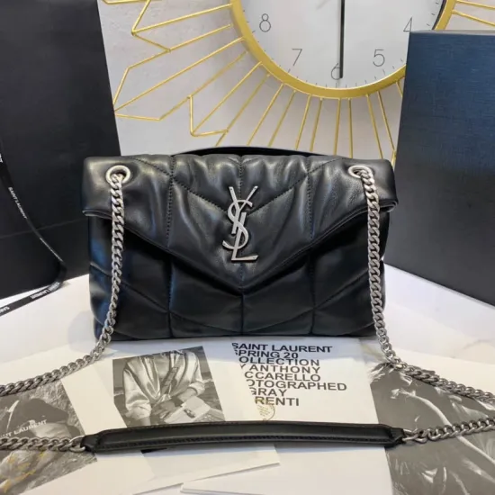 Lambskin bag Size:29x17x11cm Model:577476