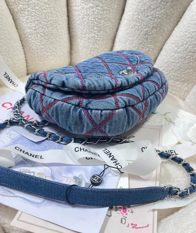 Denim Saddle Bag Model: 3188 Size: 22cm
