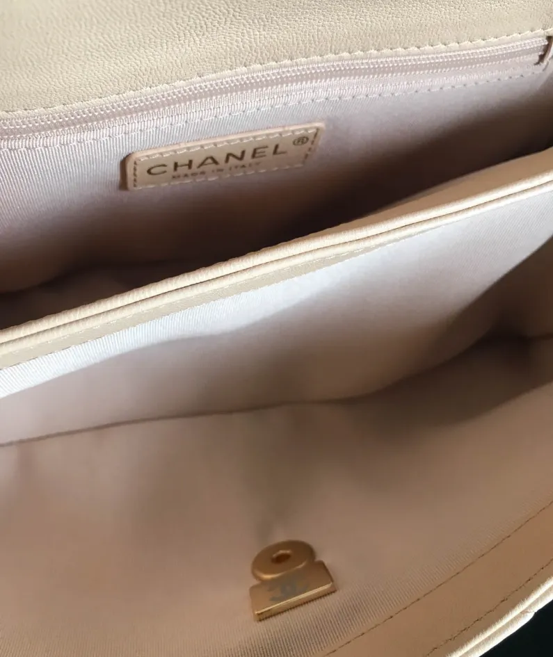 Double Golden Ball Handbag Model: AS1918 Size: 26x16.5x