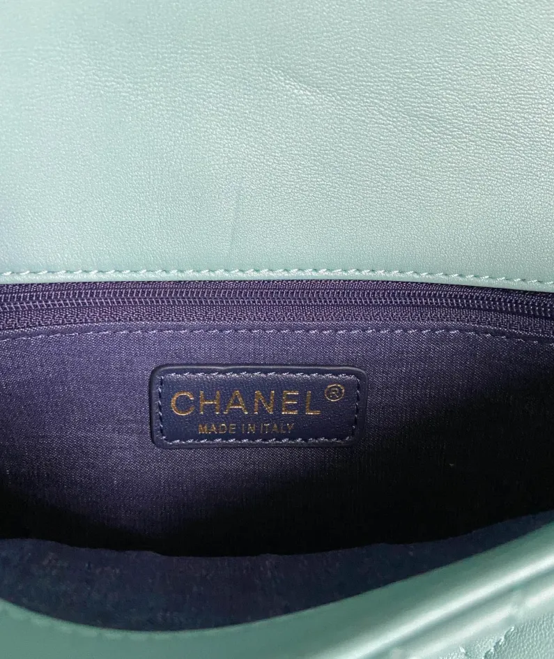 Flap Bag Size: 16*24*6cm Model: AS1354