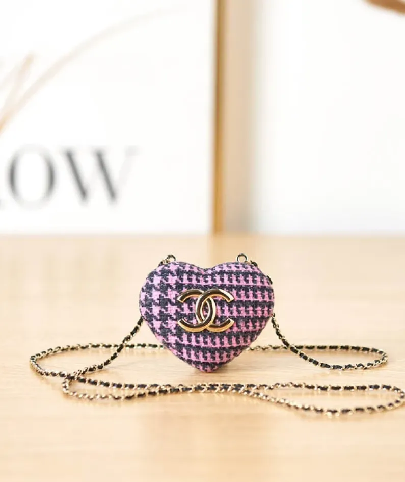 Embroidered peach heart fabric and leather