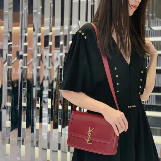 Backpack Model: 667490 Size: 15*36*14.5cm